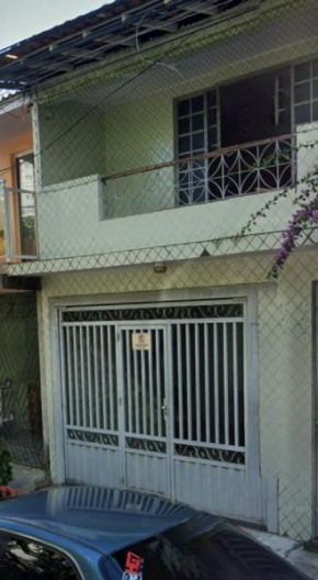 Casa térrea com 2 quartos e quintal COP 30